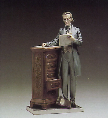 Lladro Attourney 1984-97 Porcelain Figurine