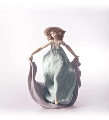 Lladro May Dance 1990-05 Porcelain Figurine