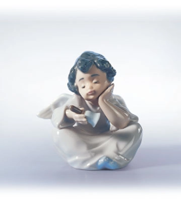 Lladro Heavenly Chimes Porcelain Figurine
