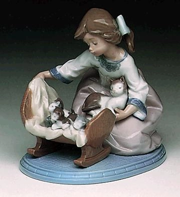 Lladro A Cradle Of Kittens 1991-97 Porcelain Figurine
