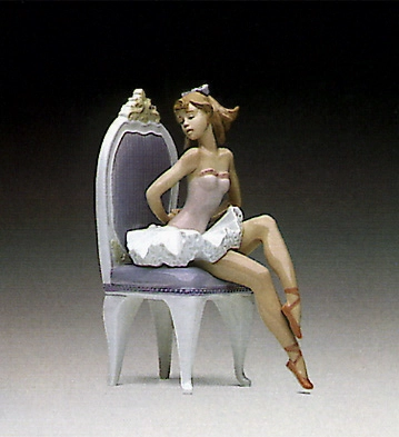 Lladro Dressing For The Ballet Porcelain Figurine