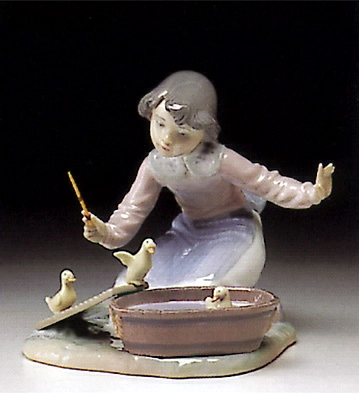 Lladro It's Your Turn 1993-96 Porcelain Figurine
