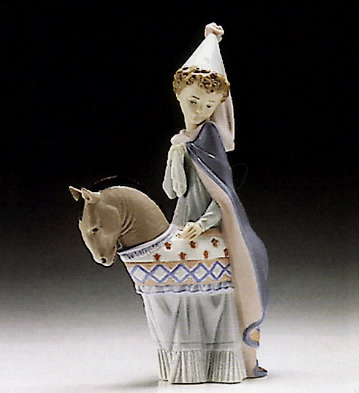 Lladro Medieval Princess 1994-96 *** Porcelain Figurine
