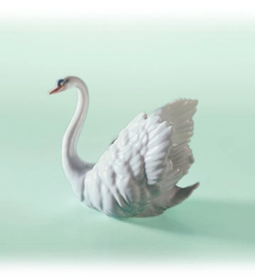 Lladro White Swan Porcelain Figurine