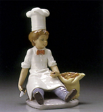 Lladro Apprentice Chef 1995-99 Porcelain Figurine