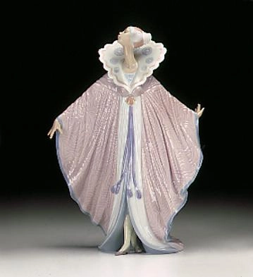 Lladro Quione Porcelain Figurine