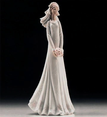 Lladro Blushing Bride 1996-99 Porcelain Figurine