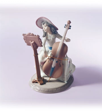 Lladro Concerto  1996-02 Porcelain Figurine