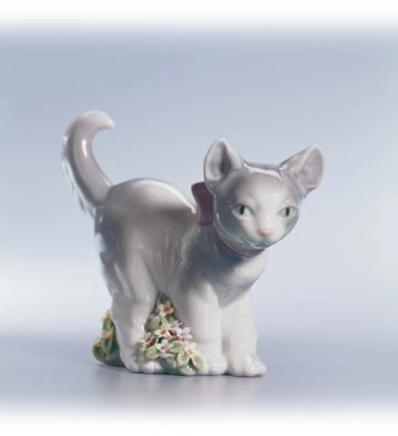 Lladro Kitten Patrol Porcelain Figurine