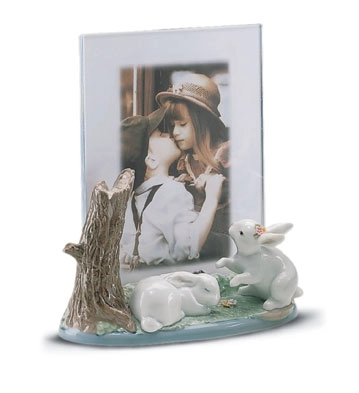 Lladro Portrait Frame(garden Bunnies) Porcelain Figurine
