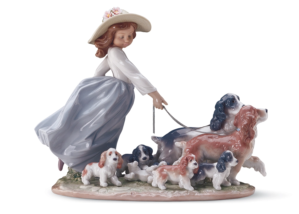 Lladro Puppy Parade Priviledge 2001-C Porcelain Figurine