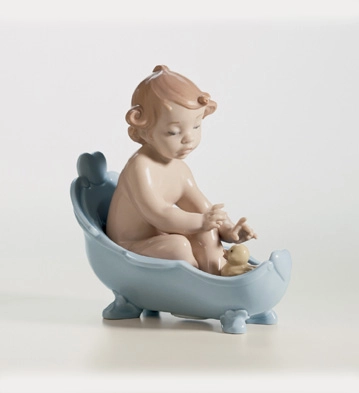 Lladro Let's Take A Bath! Porcelain Figurine