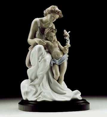 Lladro Where Love Begins Porcelain Figurine