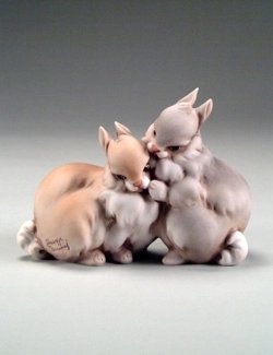 Giuseppe Armani Two Rabbits Sculpture