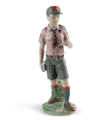 Lladro Classic Scout Porcelain Figurine