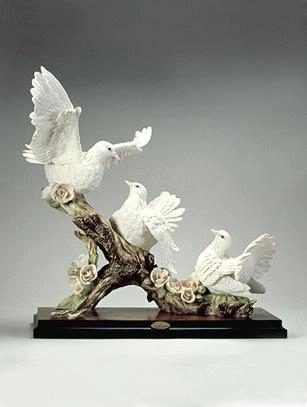 Giuseppe Armani Three Doves - Sculpture