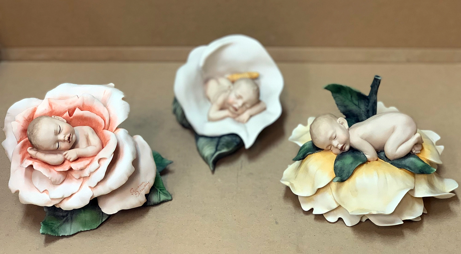 Giuseppe Armani Baby and Flower Set Sculpture