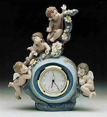 Lladro Angelic Time Porcelain Figurine