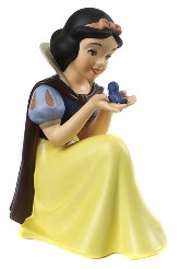 WDCC Disney Classics Snow White Won't You Smile For Me Porcelain Figurine
